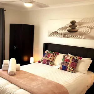 West Lagoon 123 - Location & Views!!! Apartment Perth